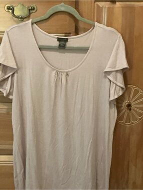 NWOT XL Ann Taylor Factory Light Blush or Mauve Short Sleeve Ruffle Top - Women